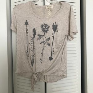 Rose & Arrows T-Shirt 🌹
